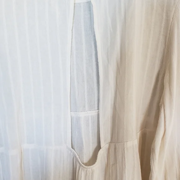 American Eagle outfitters long sleeve open back boho blouse size M. - Picture 6 of 7